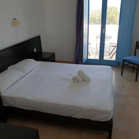 Captain's Rocks Chrisi Akti (Paros)