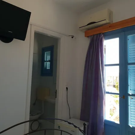 Hotel Captain's Rocks Chrisi Akti (Paros)