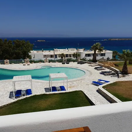 Captain's Rocks 3* Chrisi Akti (Paros)