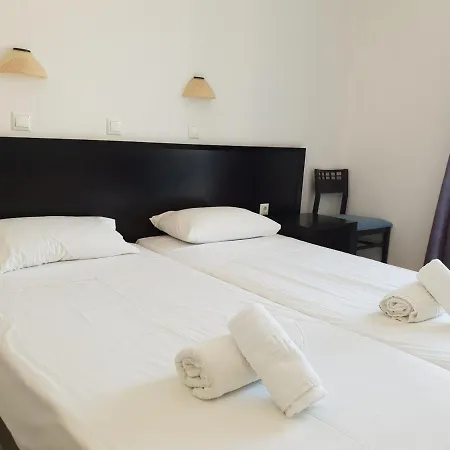 Captain's Rocks Hotel Chrisi Akti (Paros)