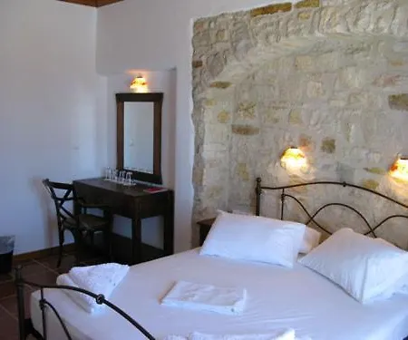 Captain's Rocks Hotel Chrisi Akti (Paros)