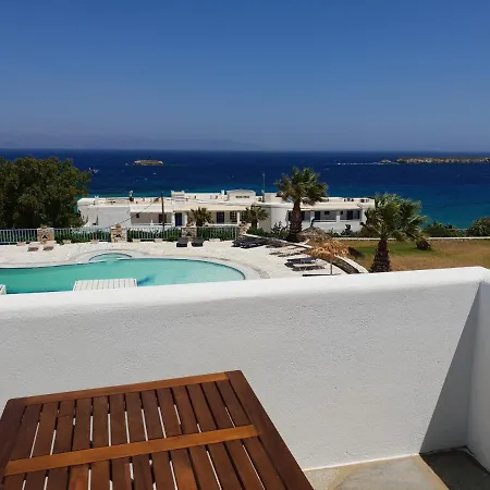 Captain's Rocks Chrisi Akti (Paros)