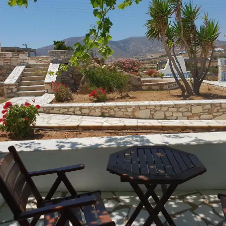 Hotell Captain's Rocks Chrisi Akti (Paros)