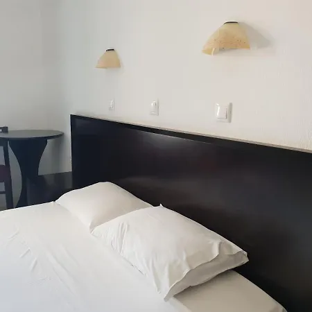 Captain's Rocks Hotell
