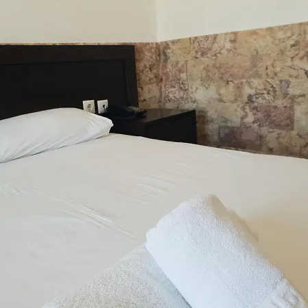 Captain's Rocks Hotel Chrisi Akti (Paros)