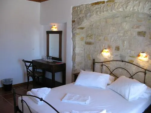 Captain's Rocks Hotel Chrisi Akti (Paros)