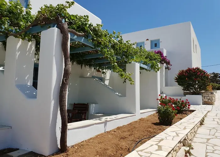 Captain's Rocks Hotel Chrisi Akti (Paros)