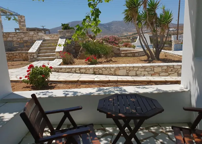 Hotel Captain's Rocks Chrisi Akti (Paros)