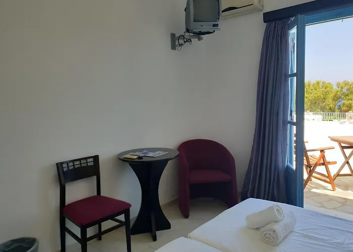 Hotel Captain's Rocks Chrisi Akti (Paros)